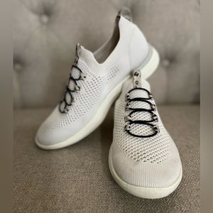 Life Stride Velocity 2.0 White Slip On Tennis Shoes